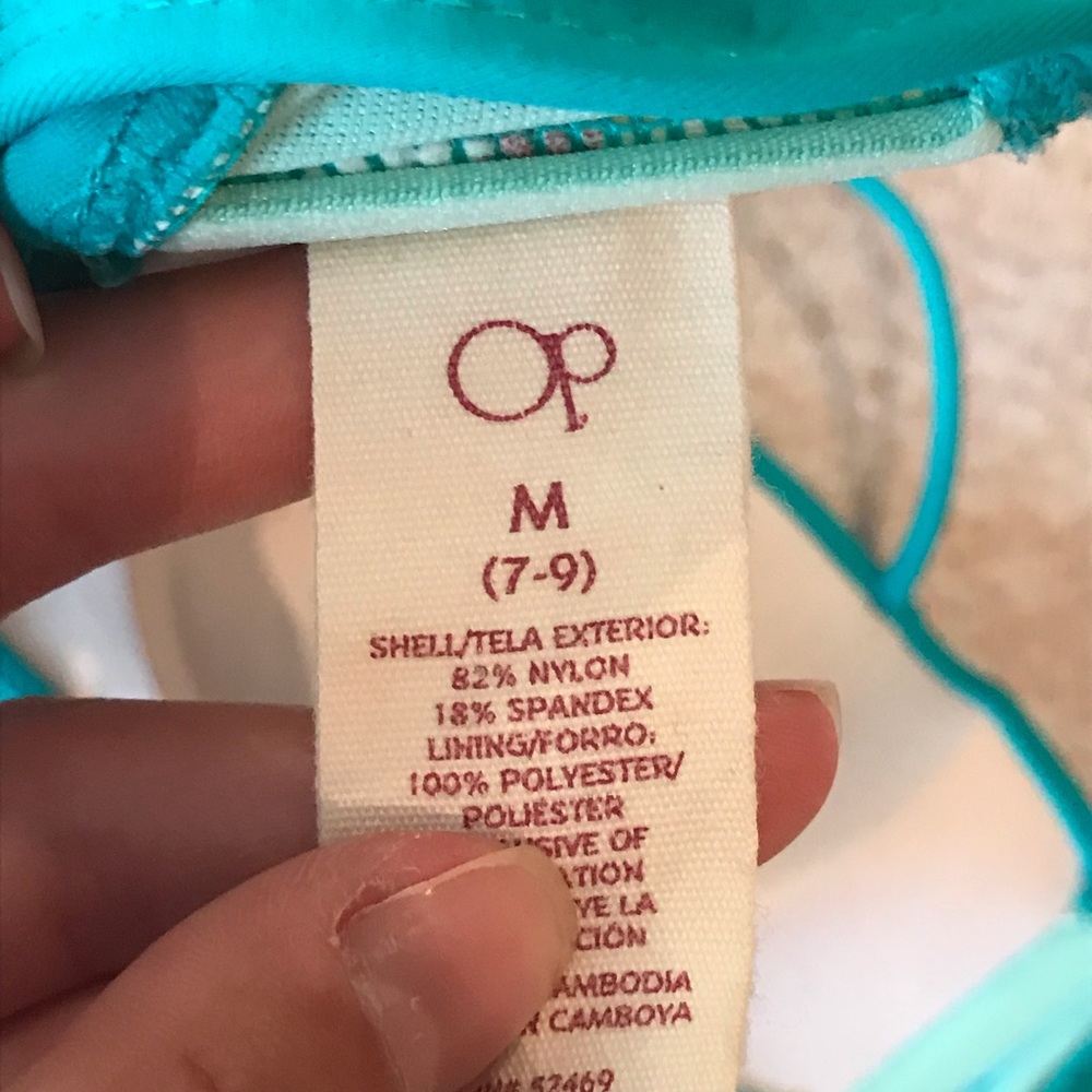 Set of 2 OP Bikini Tops - Picture 5 of 5